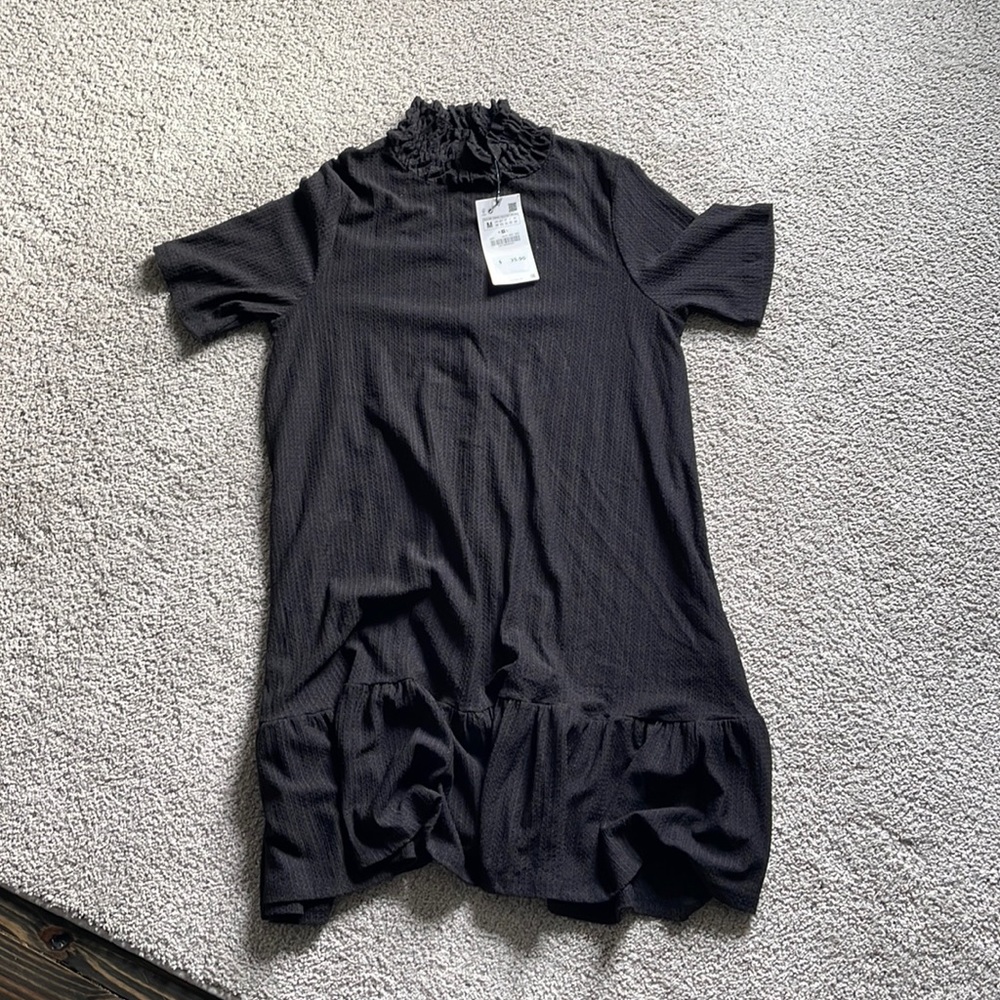 Black flowy zara dress